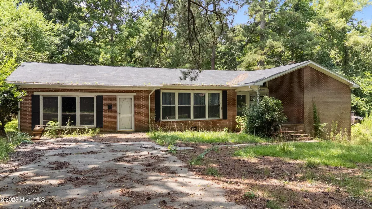 Weldon, NC 27890,916 Corbitt DR