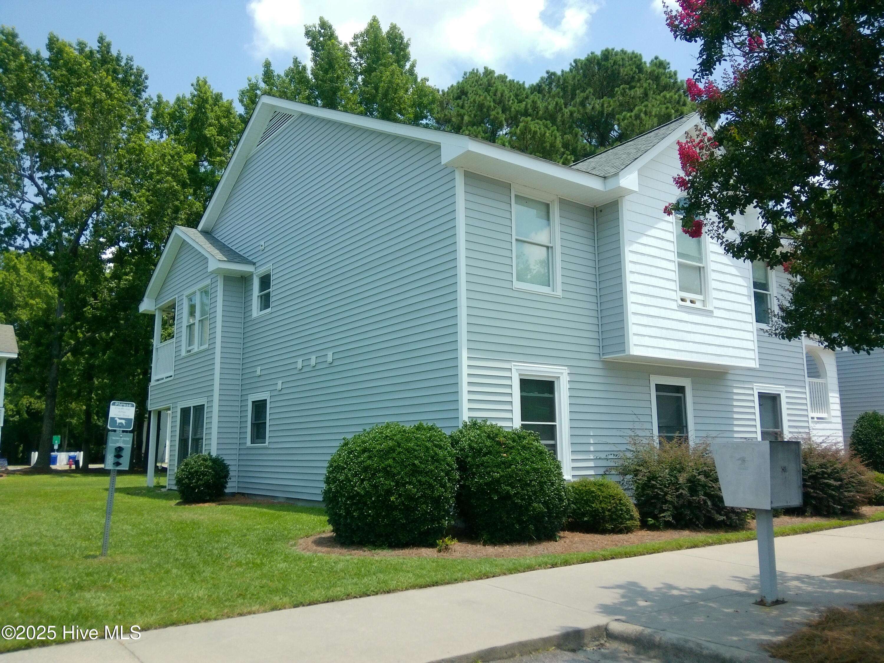 Greenville, NC 27834,108 W Victoria CT #A