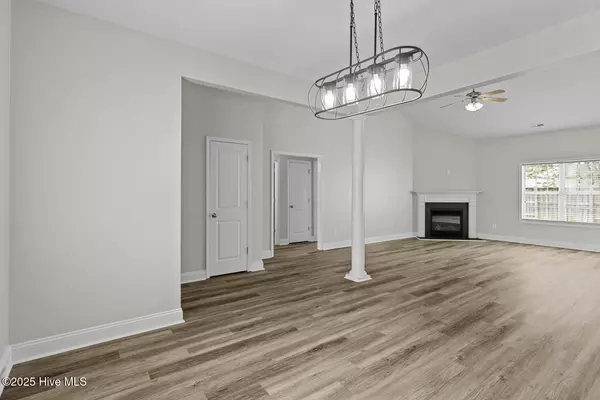 Jacksonville, NC 28546,217 Emerald Ridge RD