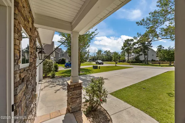 Sneads Ferry, NC 28460,313 W Goldeneye LN