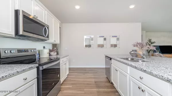 Ash, NC 28420,1263 Woodhouse DR NW