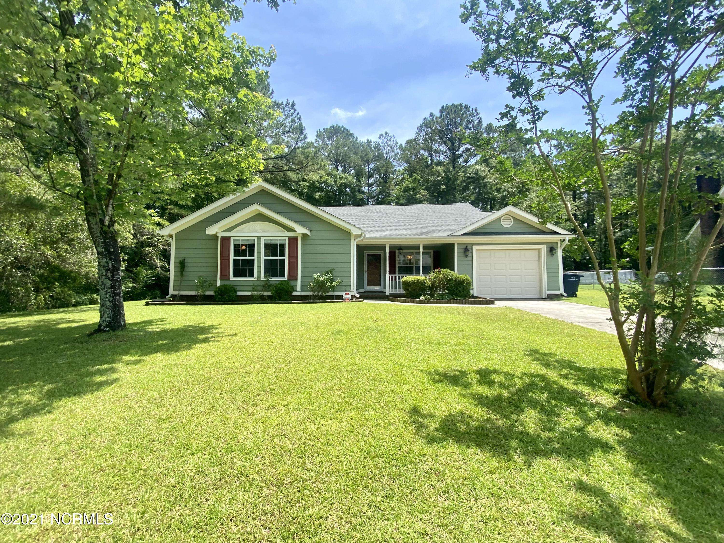 304 Audubon DR, Jacksonville, NC 28546