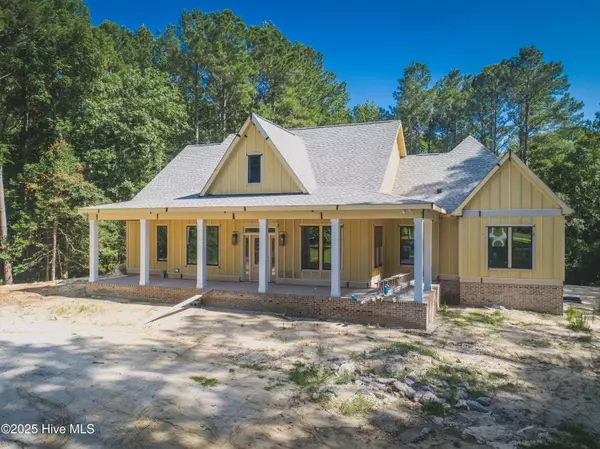 203 Wild Cherry LN, Minnesott Beach, NC 28510