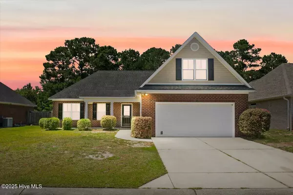 1009 Stonesthrow CT, Leland, NC 28451