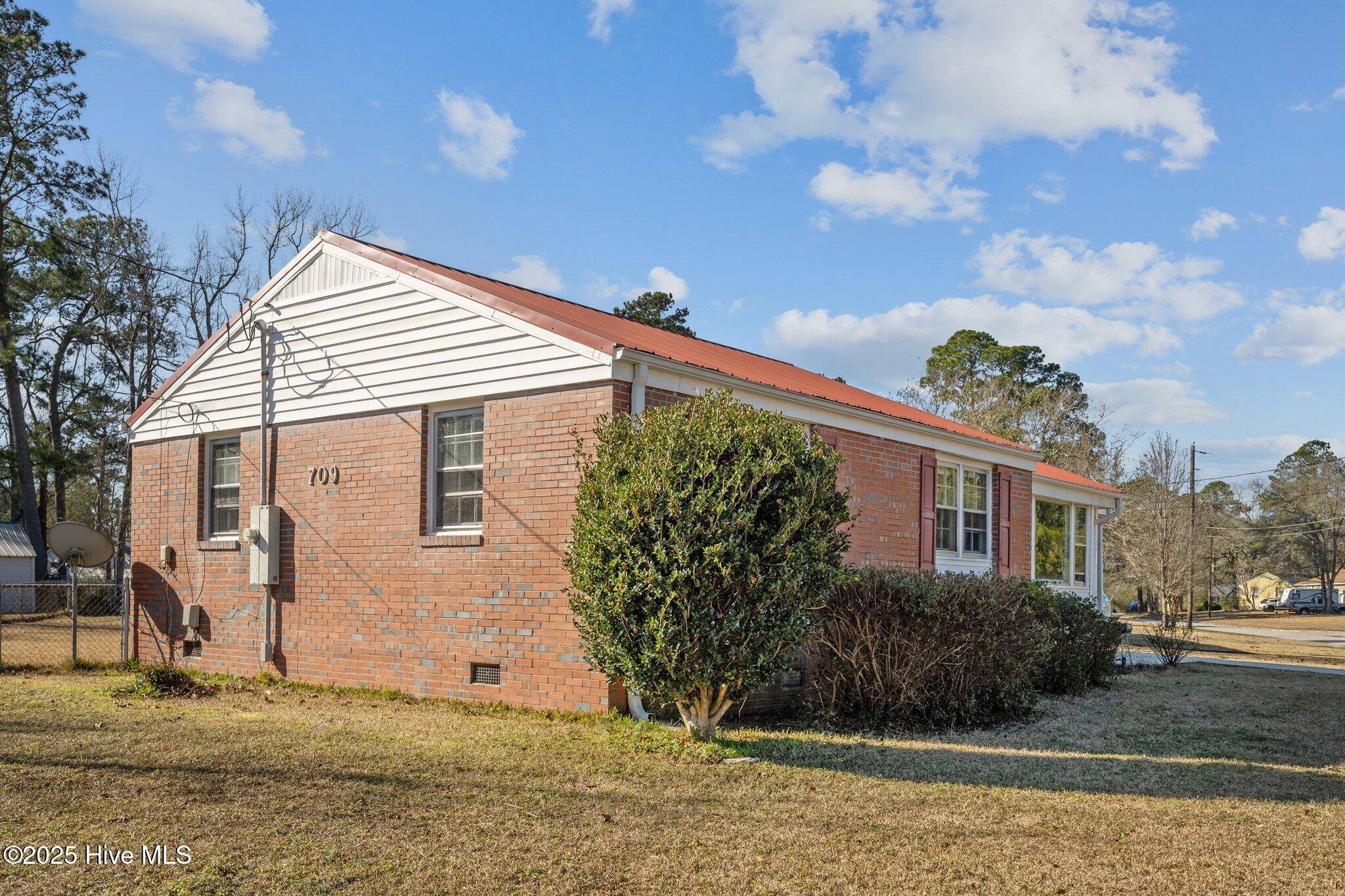 Jacksonville, NC 28540,709 Barn ST