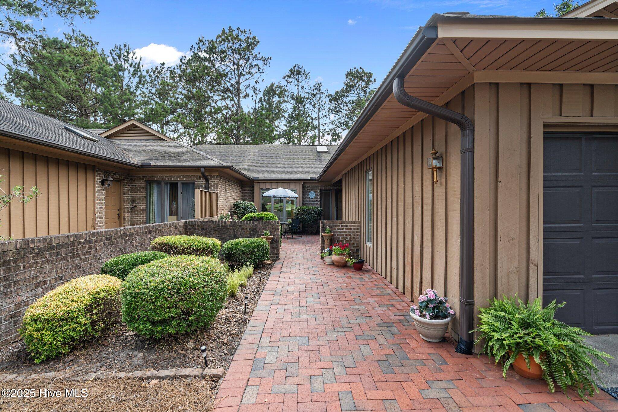 Pinehurst, NC 28374,470 Midland DR