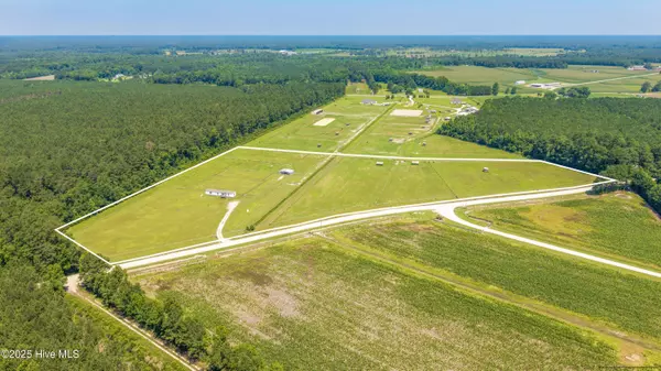 Burgaw, NC 28425,4948 New Savannah RD #01