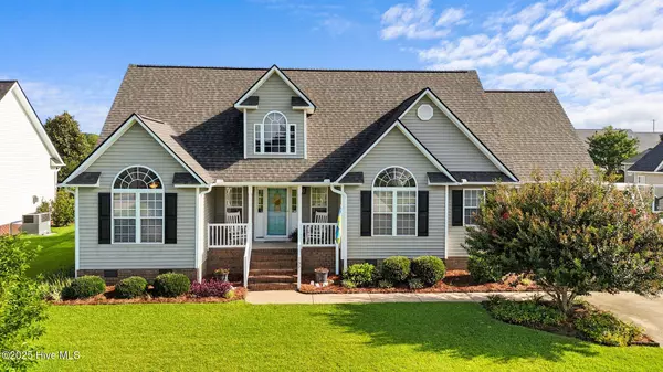 132 Grandifloria CT, Winterville, NC 28590