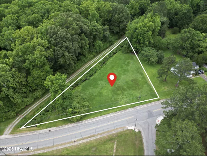 401 E Main ST, Aulander, NC 27805