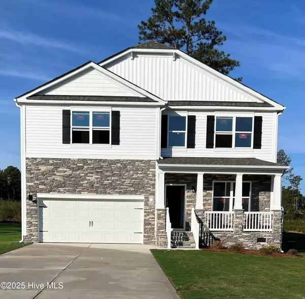 3100 Platinum CIR, West End, NC 27376