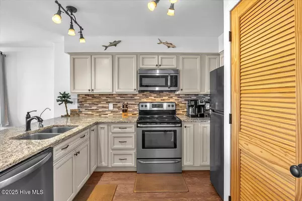 Carolina Beach, NC 28428,601 Canal DR #Unit 6