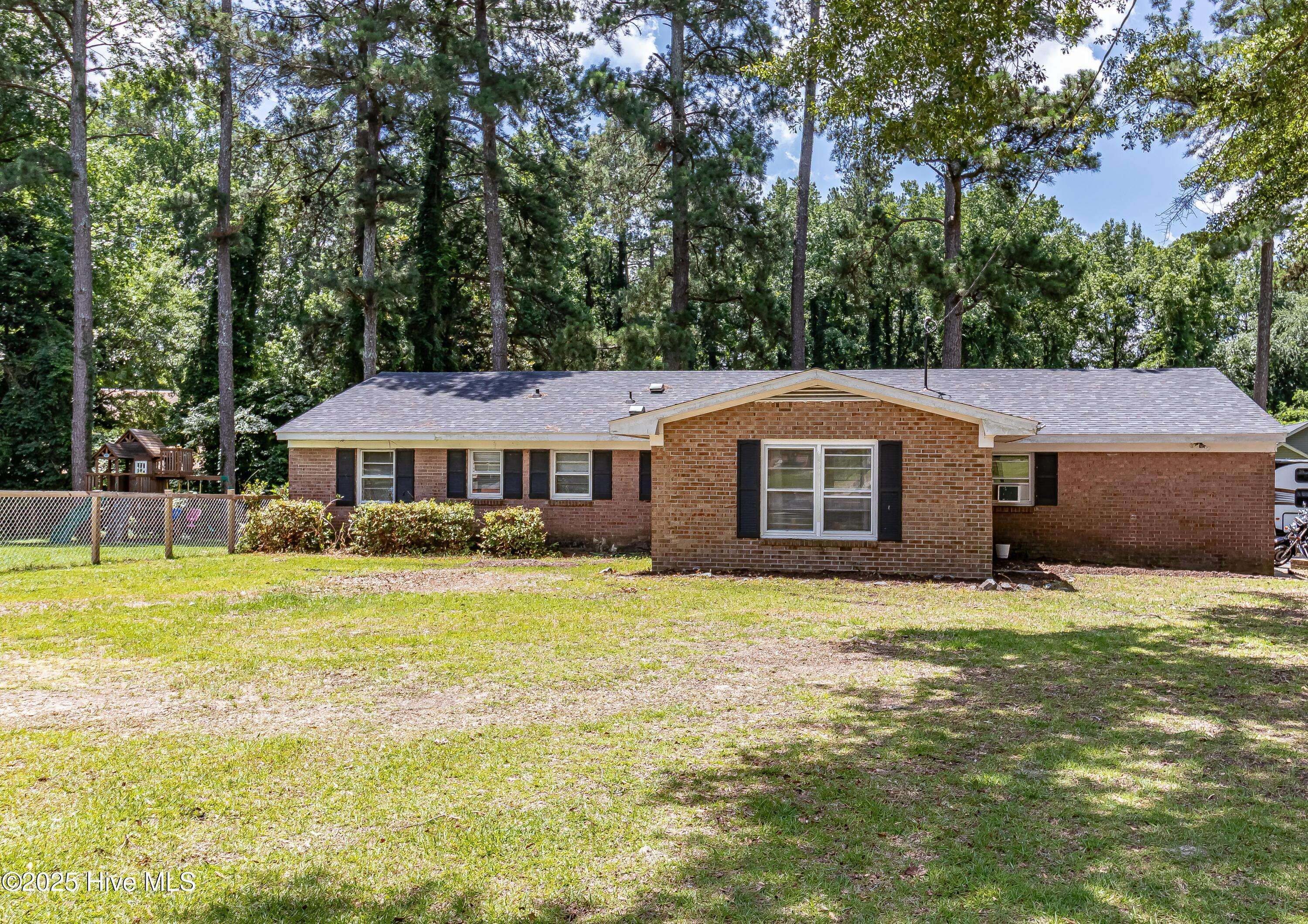 300 S Spence AVE, Goldsboro, NC 27534