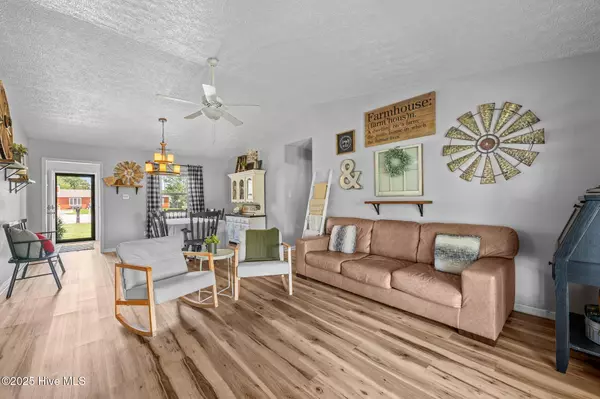 Havelock, NC 28532,213 Ashwood CT
