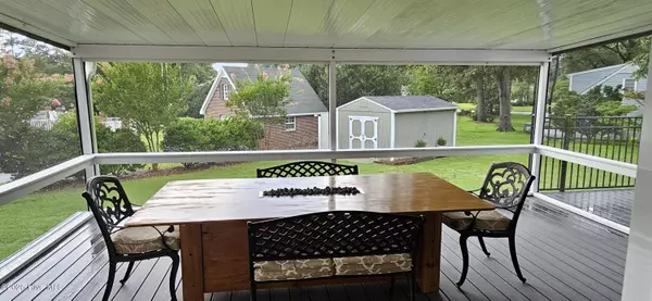 Clinton, NC 28328,101 W Arrowhead DR