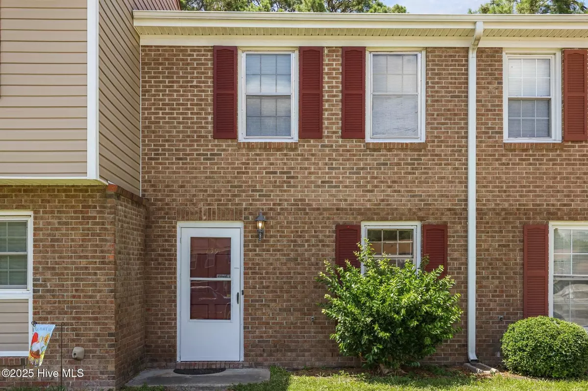 Jacksonville, NC 28546,139 King George CT