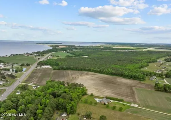 Currituck, NC 27929,003 Caratoke HWY