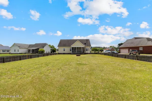 La Grange, NC 28551,107 Ellington WAY