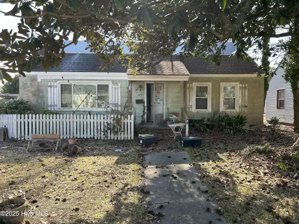 919 Hunnicutt AVE, Elizabeth City, NC 27909