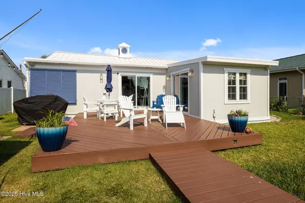 Atlantic Beach, NC 28512,104 Bayview BLVD