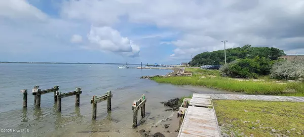 Morehead City, NC 28557,202 S 34th ST