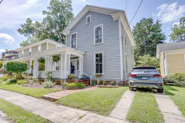 Washington, NC 27889,721 W 2nd ST