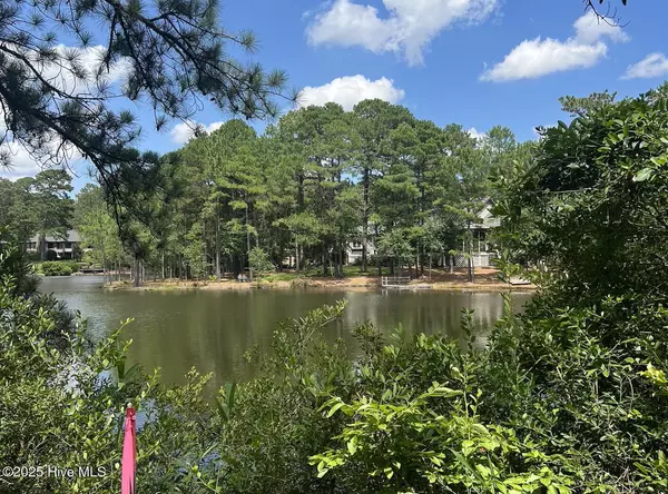 Pinehurst, NC 28374,16 Overpeck LN