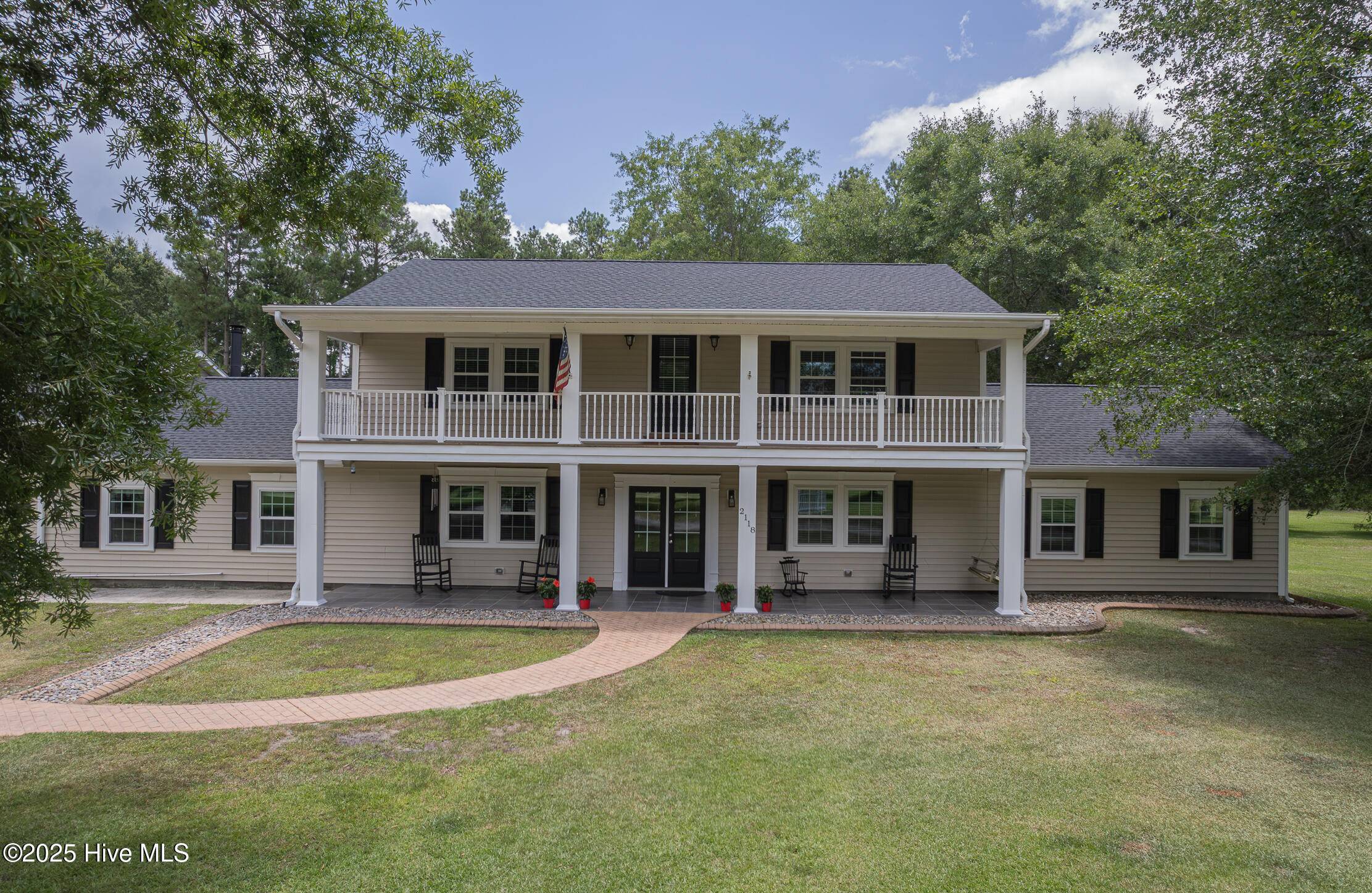 2118 Old Savannah RD S, Burgaw, NC 28425