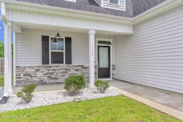 Castle Hayne, NC 28429,1309 Rooster CT