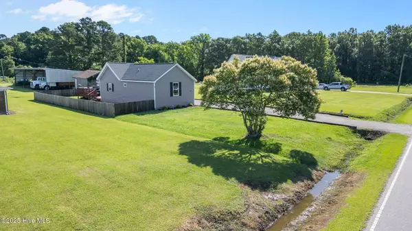 Shiloh, NC 27974,253 Wickham RD