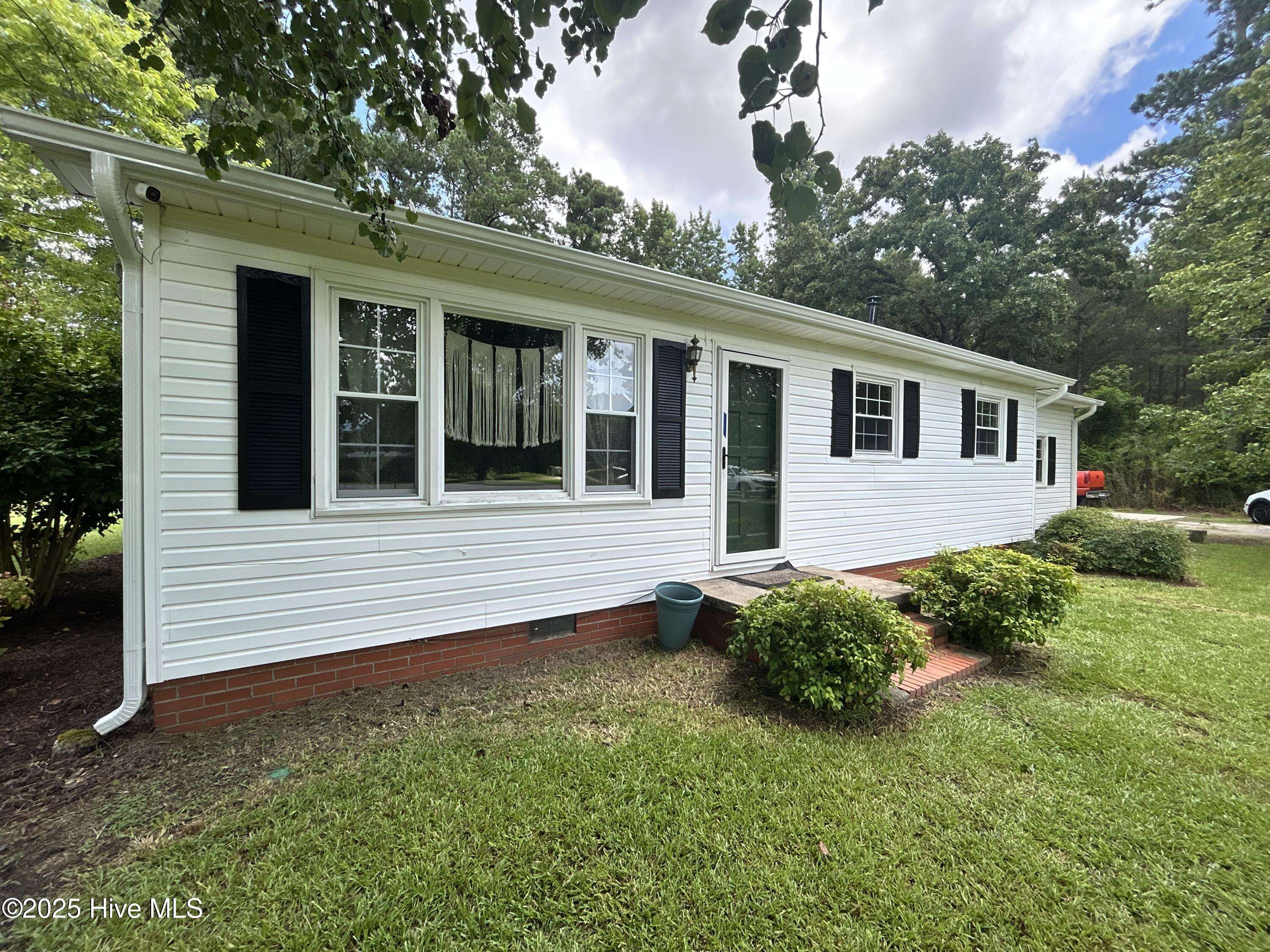 8917 Us Highway 264 E, Washington, NC 27889