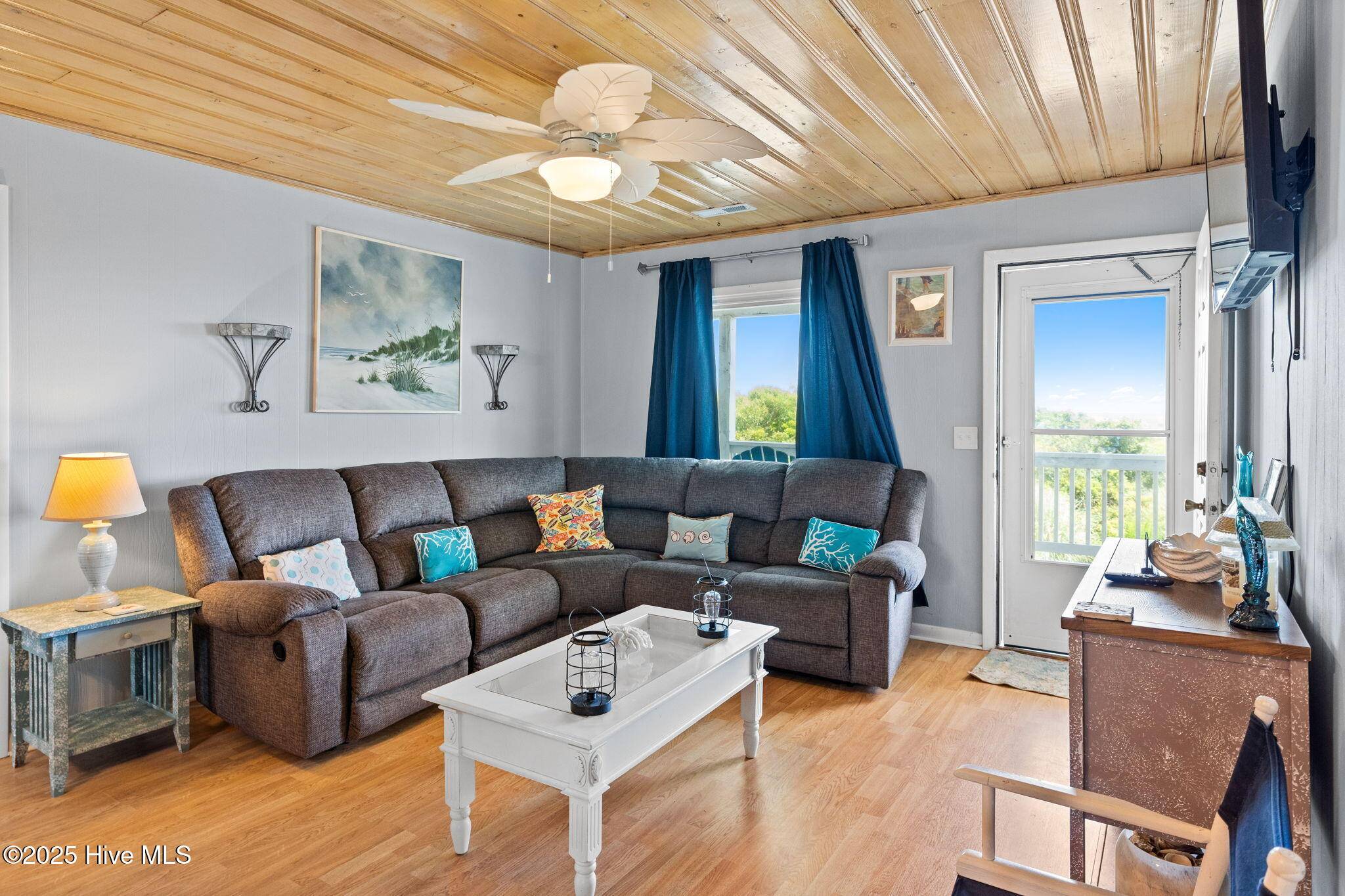 Sunset Beach, NC 28468,203 W Main ST