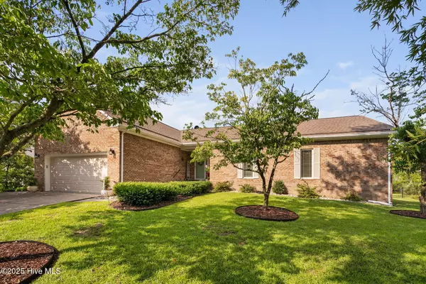 New Bern, NC 28562,208 Outrigger RD