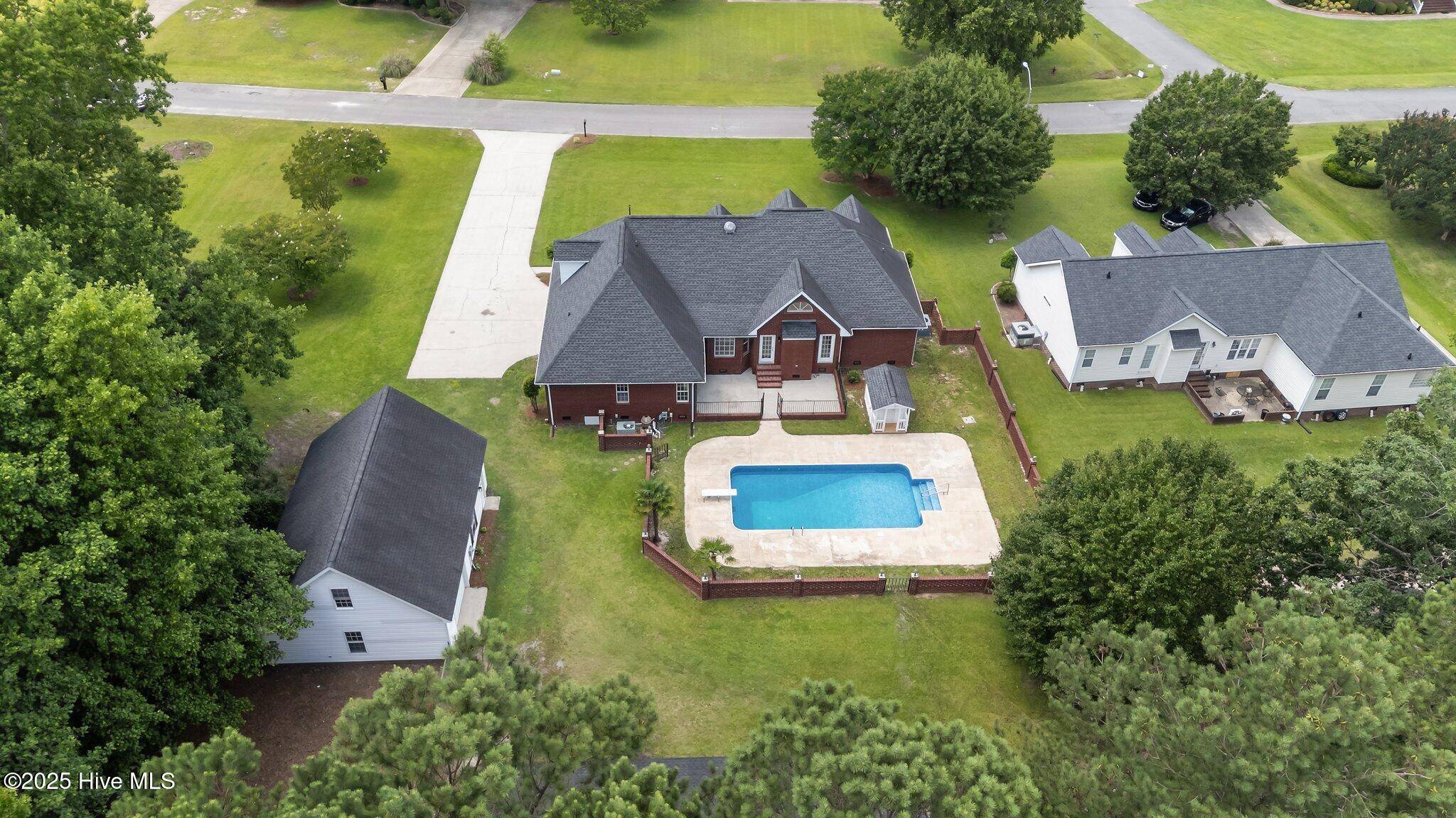 Goldsboro, NC 27530,400 Adler LN