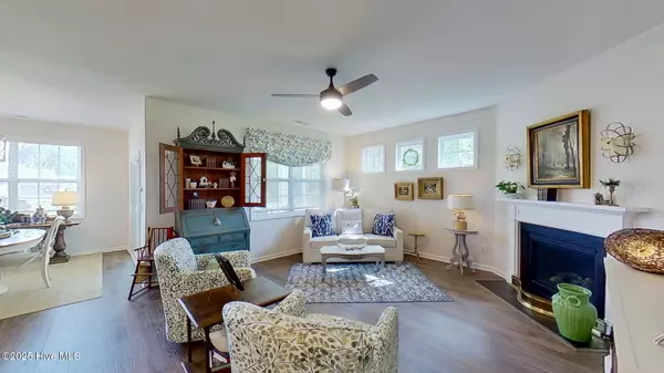 New Bern, NC 28562,2003 Alizarin LN
