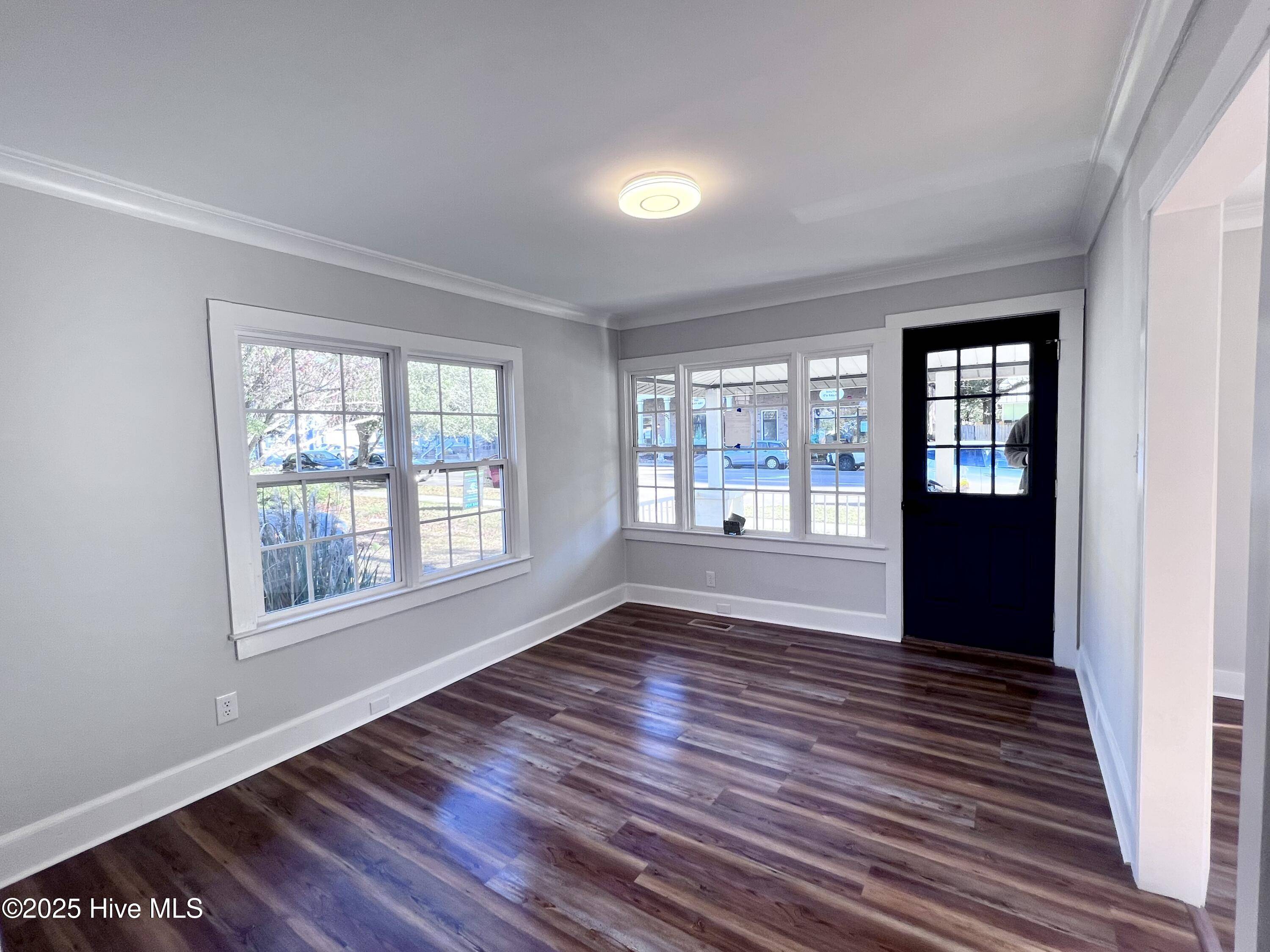 403 N Howe ST, Southport, NC 28461