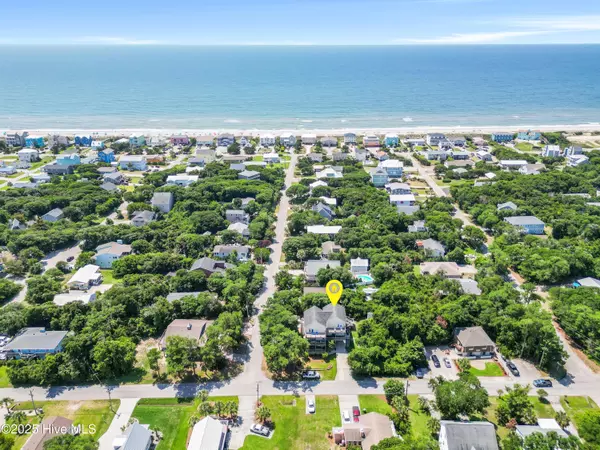 Emerald Isle, NC 28594,123 W Sandbur DR