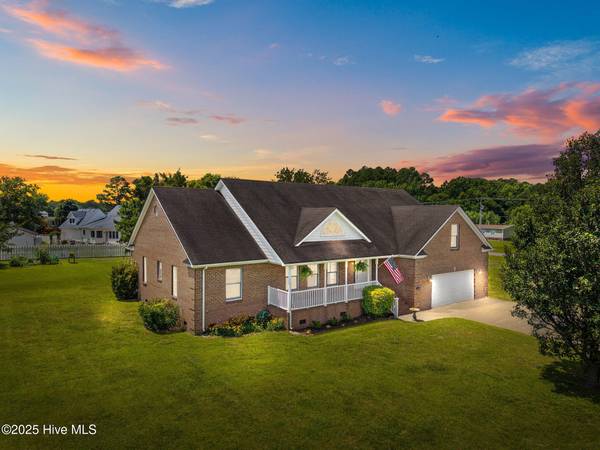 100 Whispering Pines CT, Aydlett, NC 27916