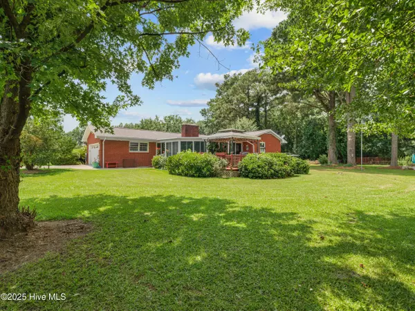 Beulaville, NC 28518,238 N Nc-111