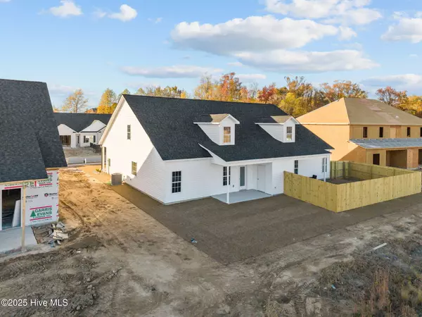 Greenville, NC 27834,2013 Dartford DR #B