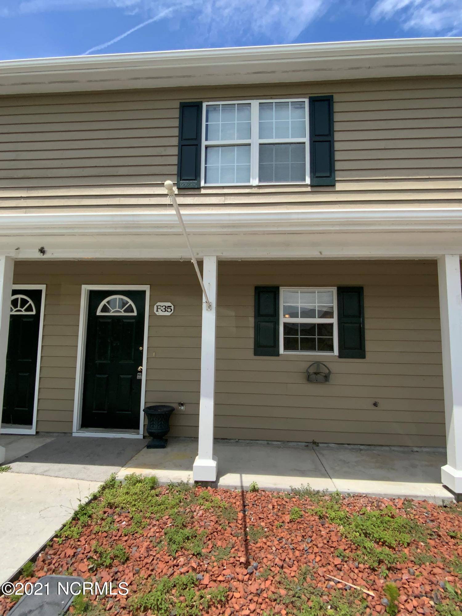 601 Pelletier Loop RD #64/F35, Swansboro, NC 28584