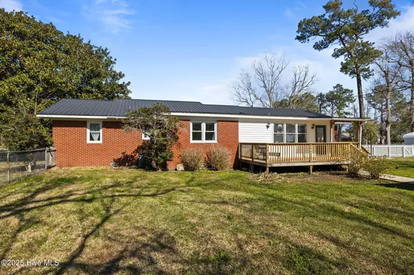 Beaufort, NC 28516,1041 Highway 101