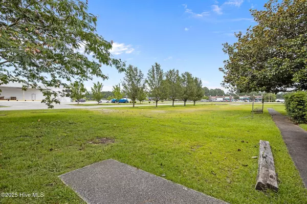 Havelock, NC 28532,275 W Us 70 HWY W