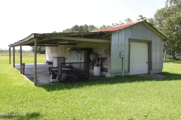 Beaufort, NC 28516,167 Tuttles Grove RD