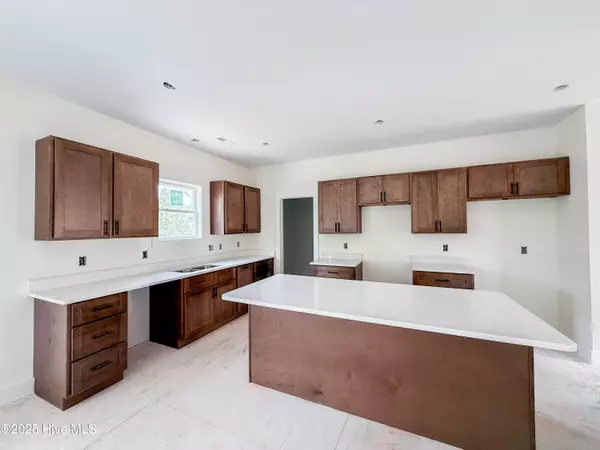 New Bern, NC 28562,139 Laura DR