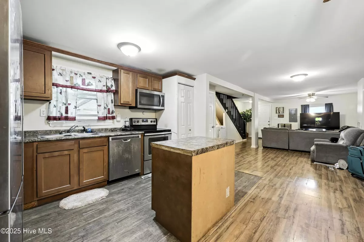 Elizabeth City, NC 27909,808 Wilson ST