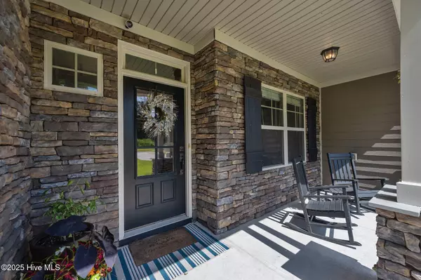 Sneads Ferry, NC 28460,263 Mimosa DR