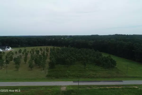 10 Grover RD, Nashville, NC 27856