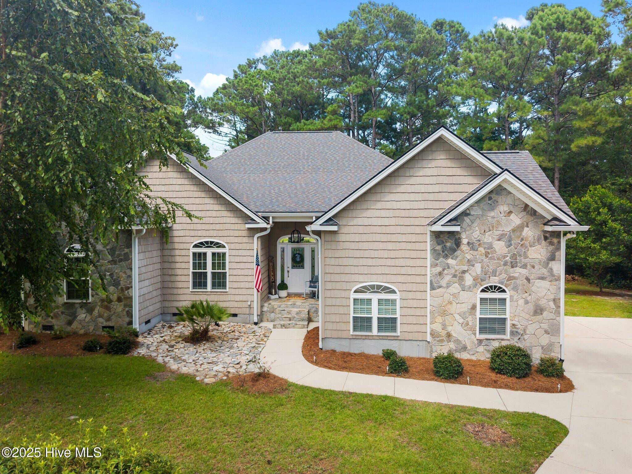 205 E Loon CT, Hampstead, NC 28443