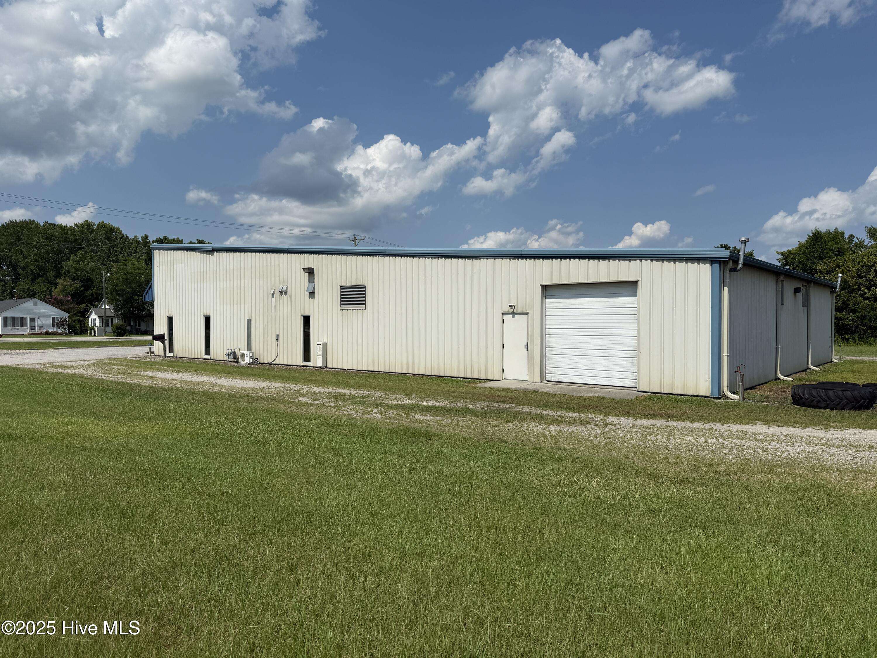 Williamston, NC 27892,1985 W Main ST