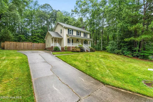 Apex, NC 27502,1005 Cherokee CT